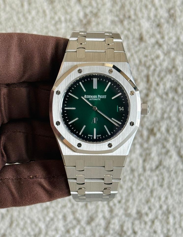 Audemars Piguet Audemars Piguet Royal Oak "Jumbo" Extra-Thin "50ᵀᴴ Anniversary...