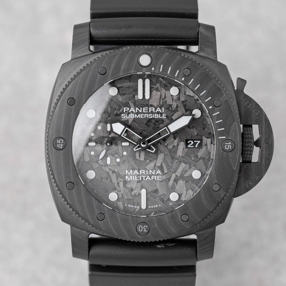 Panerai Panerai Luminor Submersible Carbotech | Perfect | 2021 | Papers only | PAM00979